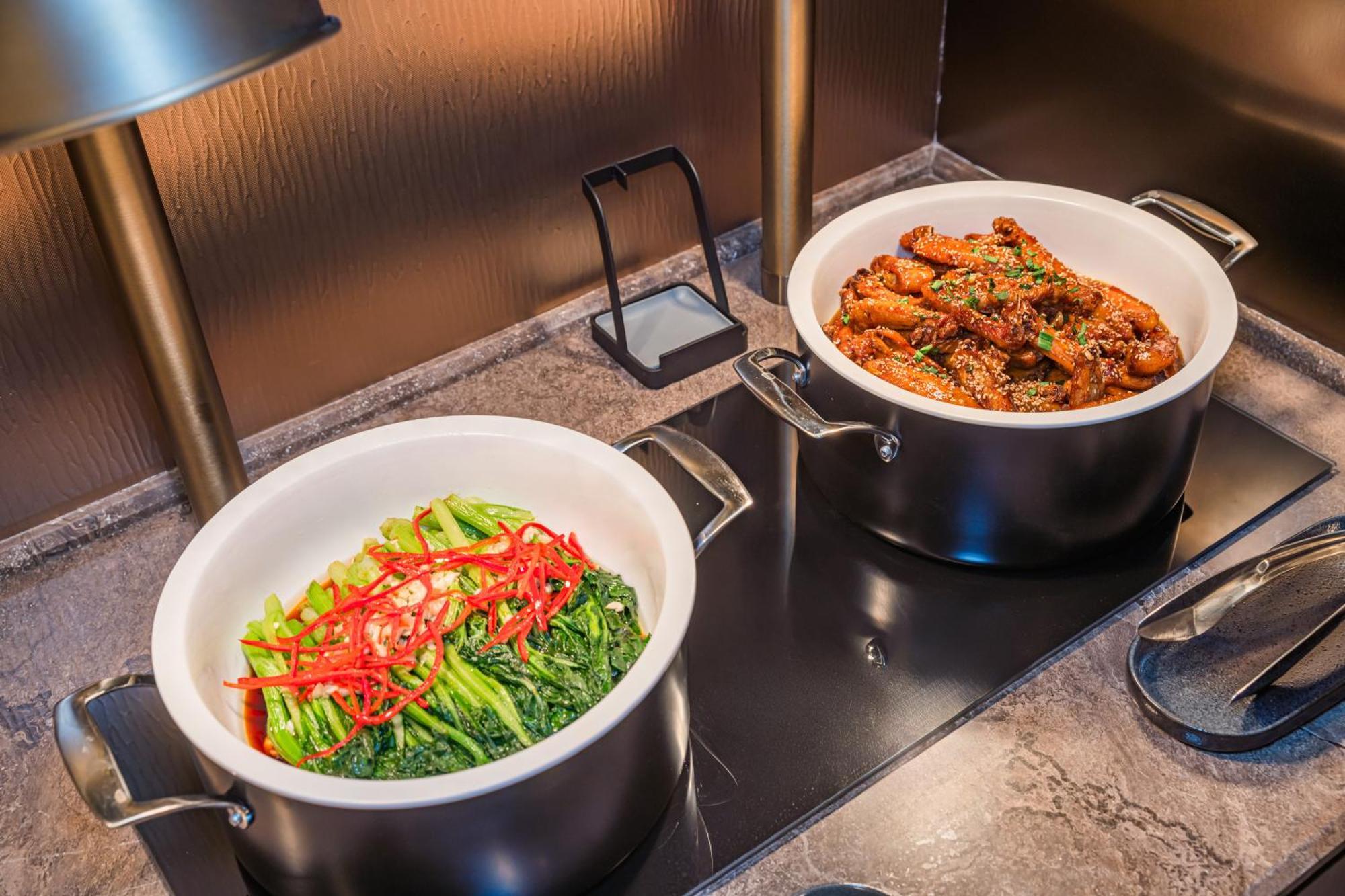 Orange Crystal Hotel, Baoyang Road, Baoshan District, Shangha 4*